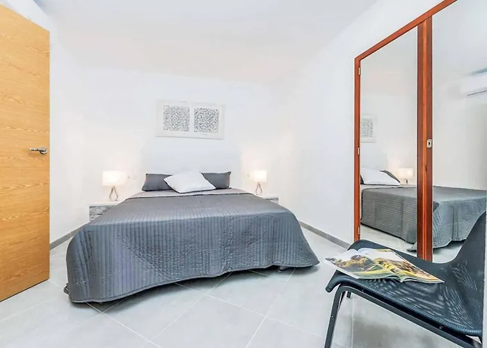 Salas Gran Villa Pollensa